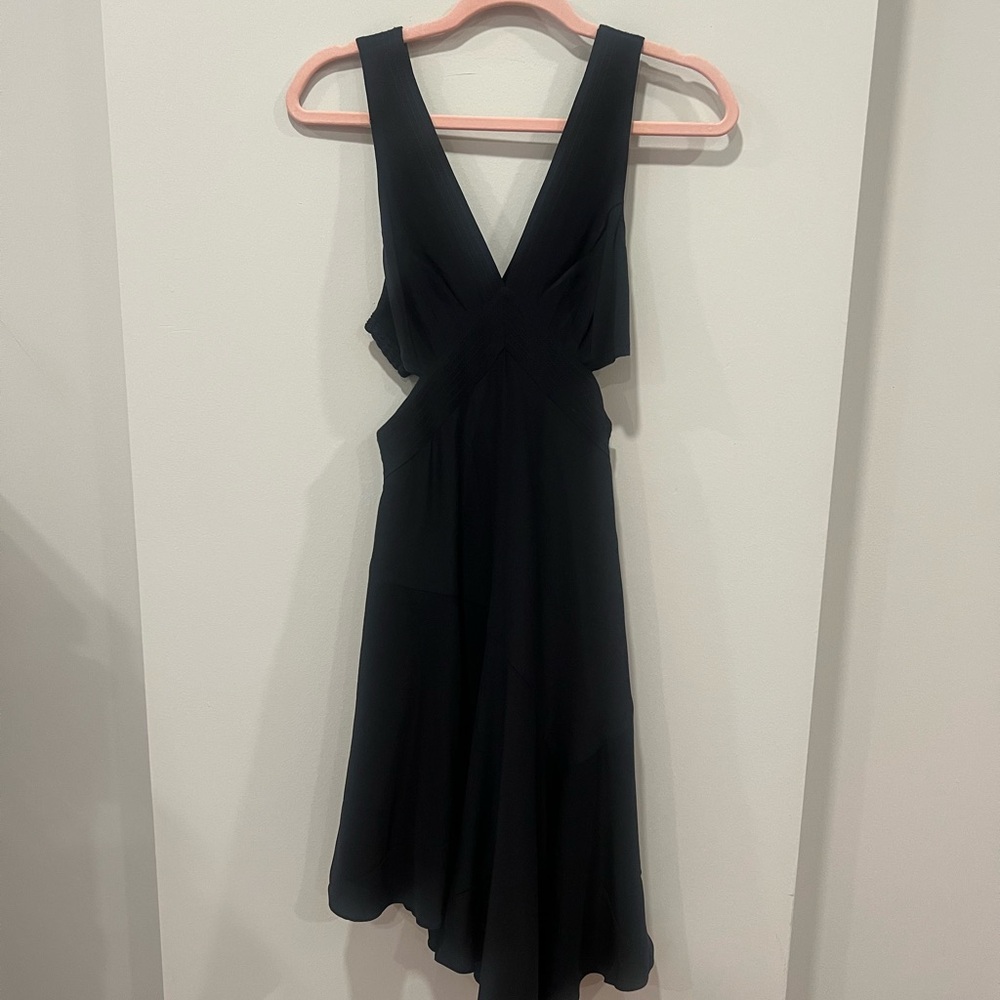 Elegant Black Sleeveless Dress